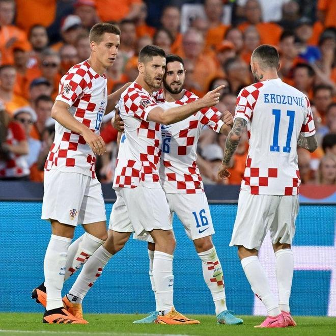 荷兰险胜塞内加尔,莫德里奇惊艳四座 荷兰险胜塞内加尔,莫德里奇惊艳四座