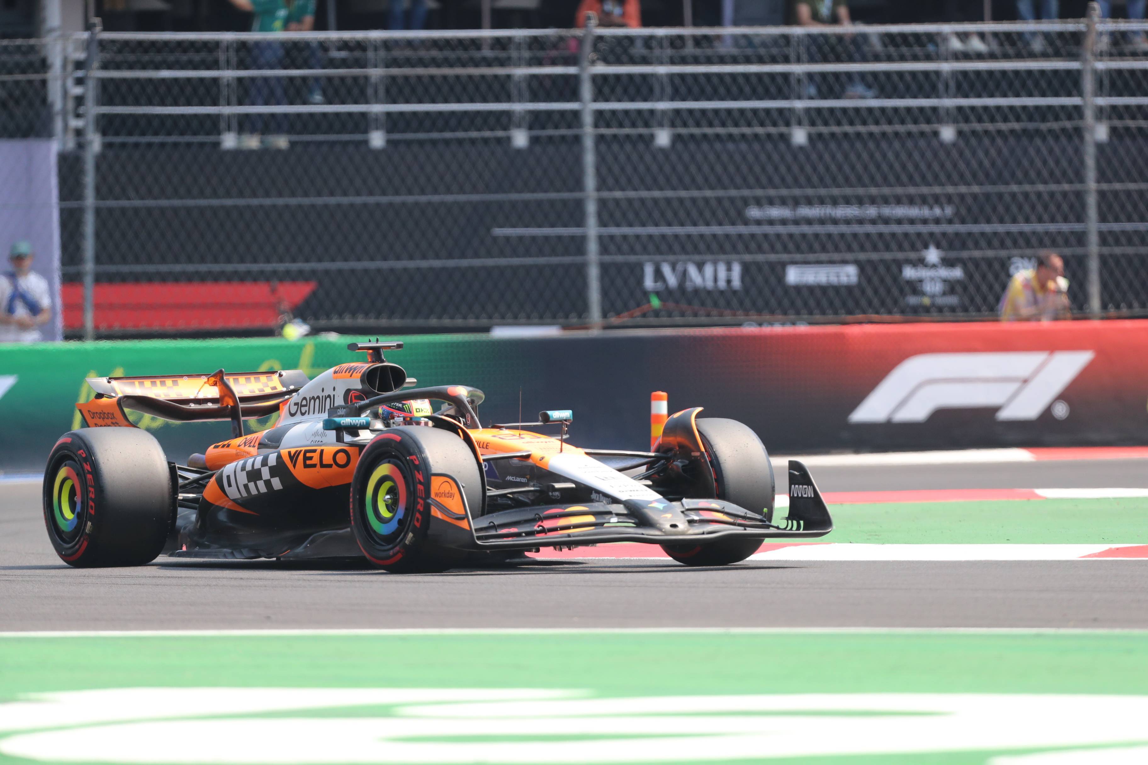 哈斯车队险胜迈凯伦,佩雷兹高光表现 哈斯车队险胜迈凯伦,佩雷兹高光表现