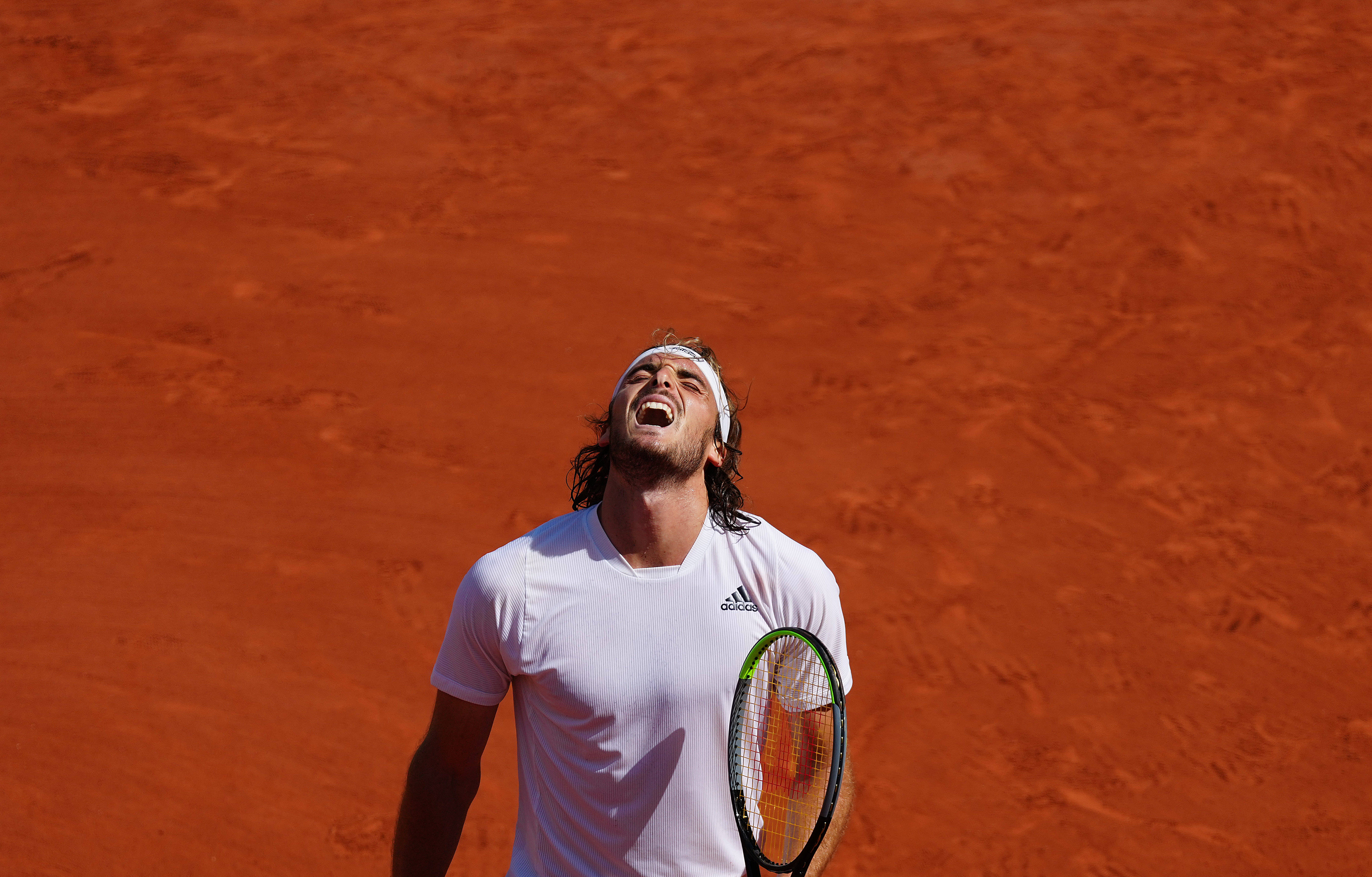 法网碾压澳网，西西帕斯高光表现