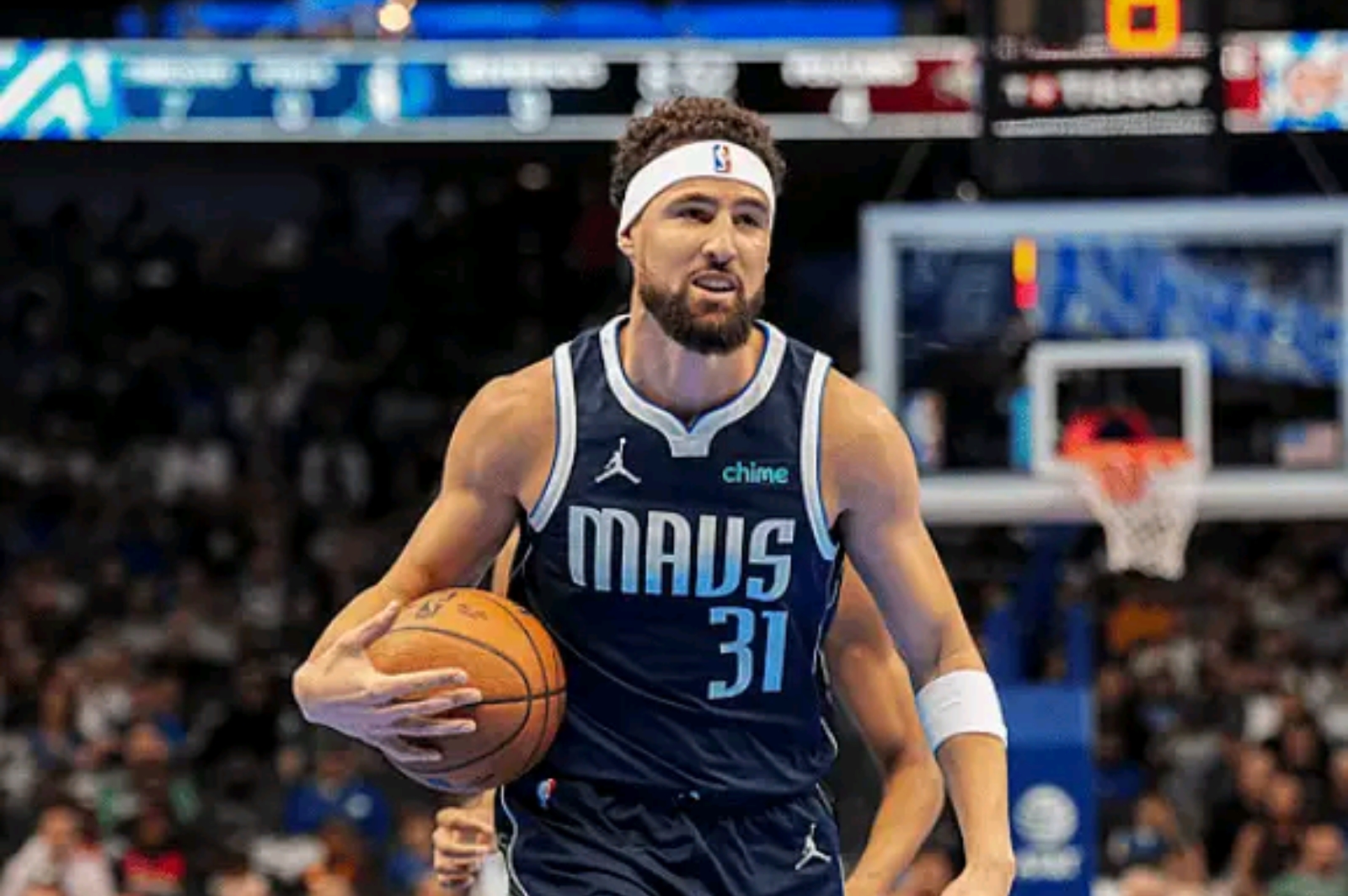 鹈鹕完胜美国男篮，莫里斯爆发神勇