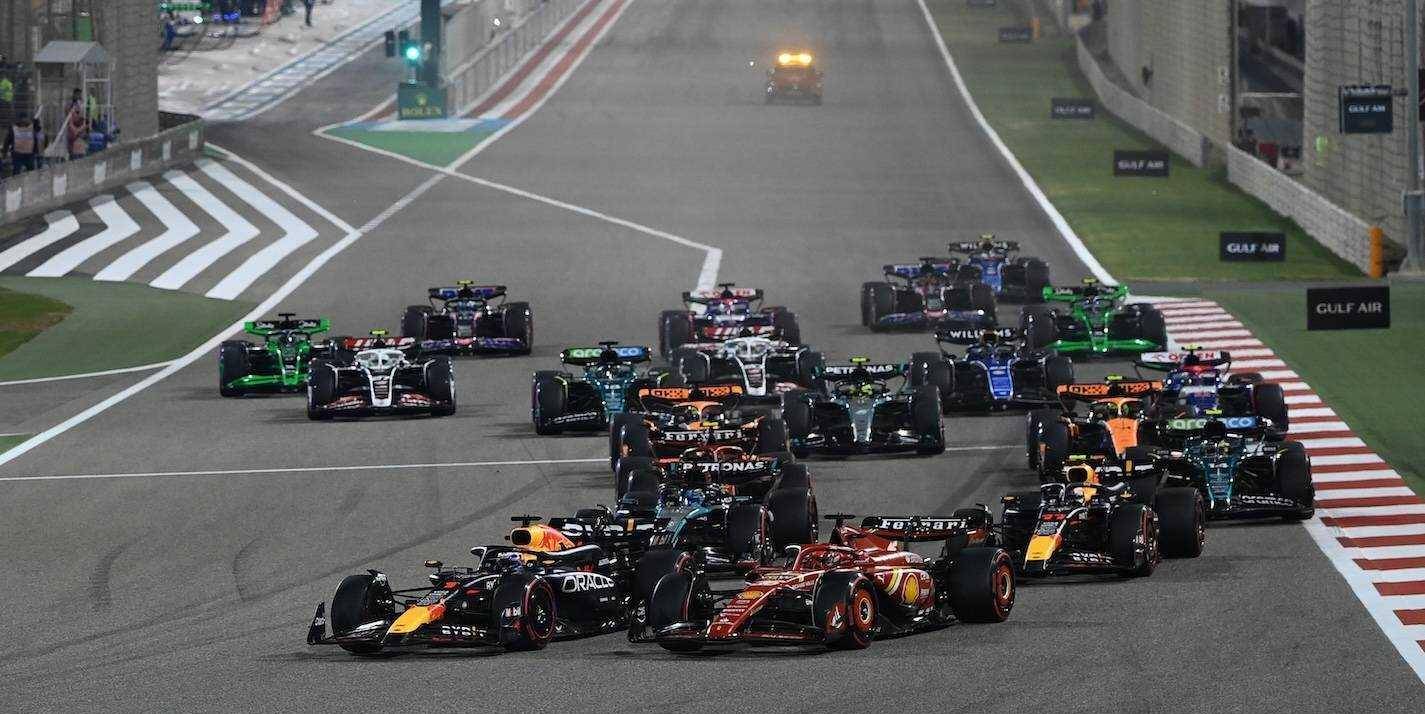 红牛二队横扫梅赛德斯，塞恩斯高光表现