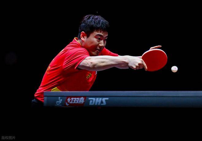 中国队轻取葡萄牙队，梁靖崑高光表现